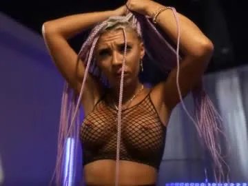 mandypeas on Chaturbate