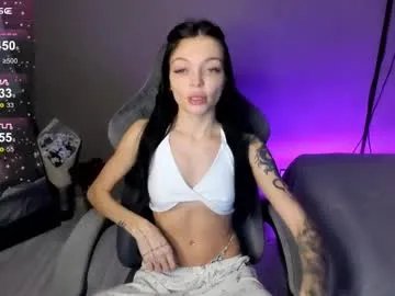 mariella__adams —   undress  [1000 tokens left]  #lovense  #skinny #smalltits #anal