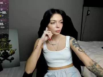 mariella__adams on Chaturbate