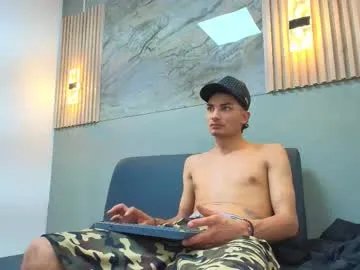 mario_collinss — Freechat on Chaturbate