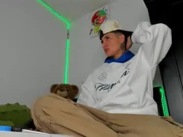 mateo_escobar on Chaturbate