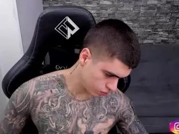 mathew_wolf4 on Chaturbate