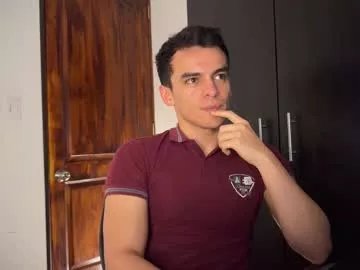 max_lancaster on Chaturbate