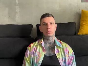 max_reaves on Chaturbate