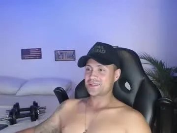 maxi_mux1 on Chaturbate