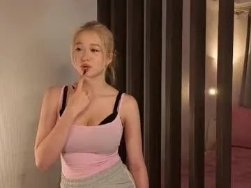 maybaybe — Hello, I'm Alice, I'm here, you're here. Let's have some fun #new #bigtits #shy #blonde #18 Goal: I'll show you my cute outfit and sexy dance [55 tokens remaining]