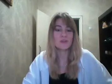 maybellebombich — GOAL: show legs [44 tokens remaining] Guys let's have some fun, I'm very hot! <3 #squirt #anal #18 #blonde #bigboobs