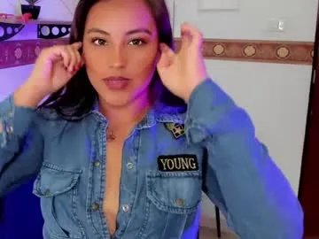 megaan_fooxxx on Chaturbate