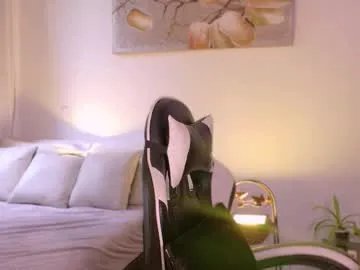 meganlake — GOAL: SPANKS X3 [30 tokens remaining] Welcome to my room! #smalltits #daddysgirl #skinny #teen #new