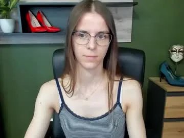 megi_erotic on Chaturbate