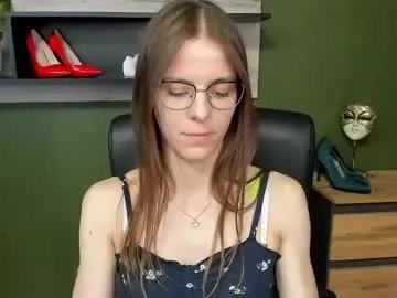 megi_erotic on Chaturbate