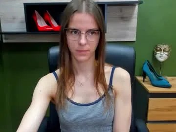 megi_erotic on Chaturbate