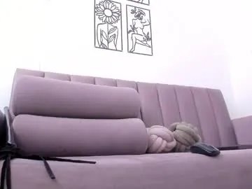 melani_greyy on Chaturbate