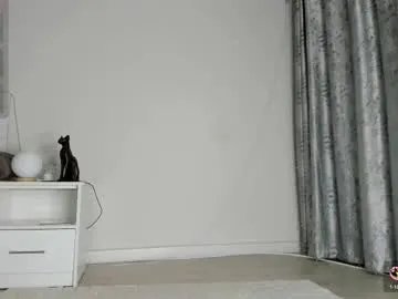 Freechat meow_mikasa on Chaturbate