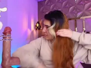 meraki_fraise on Chaturbate