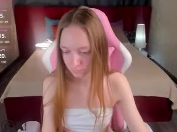 mia_e1fie on Chaturbate