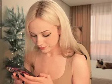 Freechat mia_milagros on Chaturbate