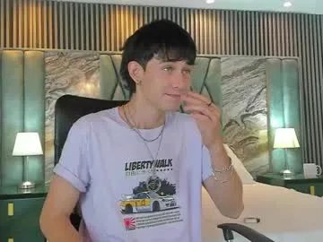 michaeel_blue on Chaturbate