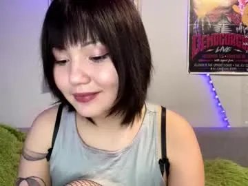 Freechat michelinahollenbach on Chaturbate