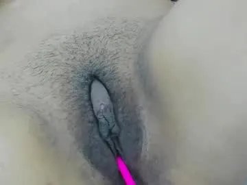 michelledanielss on Chaturbate