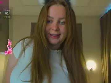 mika_bloom on Chaturbate