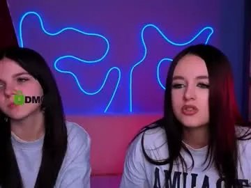 mikameovv on Chaturbate