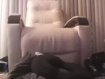 Freechat mikebbc123 on Chaturbate