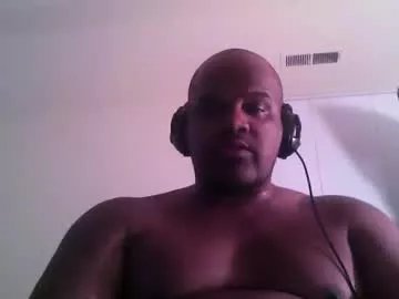 Freechat mikebbc123 on Chaturbate