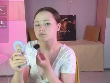 milkyshowproject on Chaturbate