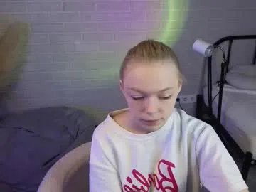 millaholt on Chaturbate