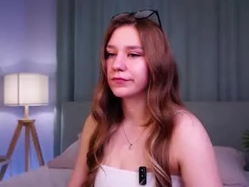 minhgrow — GOAL:for a good start to the day Hello! I'm Mary, I'm 18, I want to have fun and meet new people #shy #cute #18 #new #skinny [44 tokens remaining]