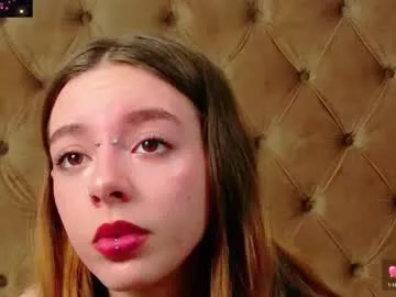 mira_lynxx on Chaturbate