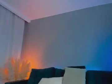 mirabrunette on Chaturbate