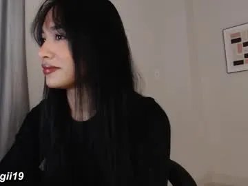 Freechat missvirggii on Chaturbate