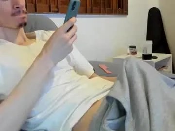 moderdelier on Chaturbate