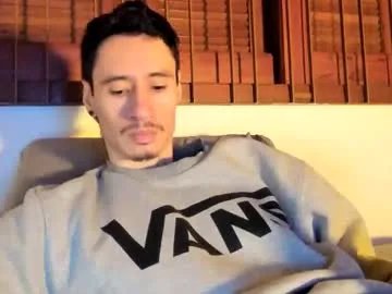 moderdelier on Chaturbate