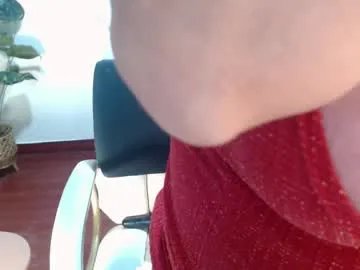 mom_xxx on Chaturbate