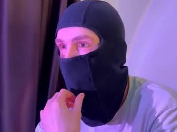 mrkallin — GOAL: take off your t-shirt [350 tokens remaining] Welcome to my room! #18 #new #young #twink #bigcock