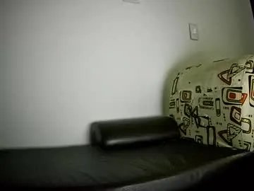 musclealejito on Chaturbate