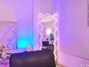 naomy_tay1 on Chaturbate