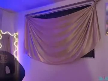 naomy_tay1 on Chaturbate