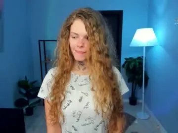 nataly_hello on Chaturbate