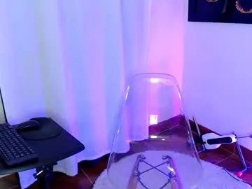 Freechat natasha_cam222 on Chaturbate