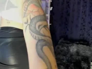 natsuki_09 on Chaturbate