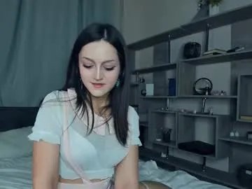 neldaestey on Chaturbate