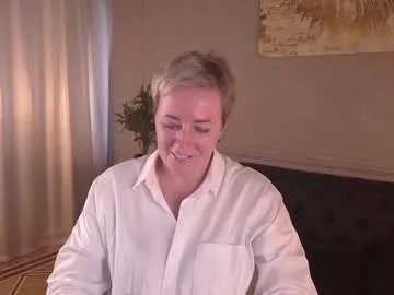 Freechat nika_smit on Chaturbate