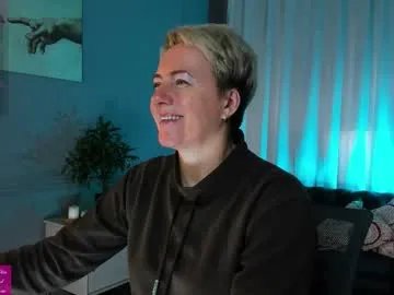 Freechat nika_smit on Chaturbate