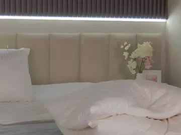 nikadines on Chaturbate