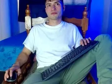 nolanjay on Chaturbate