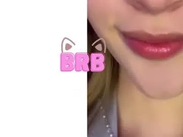 nora_vennucci on Chaturbate